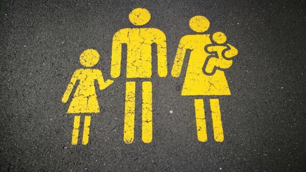 第143回 離婚後も「親権を共同で持つ」時代へ。共同親権制度の導入について